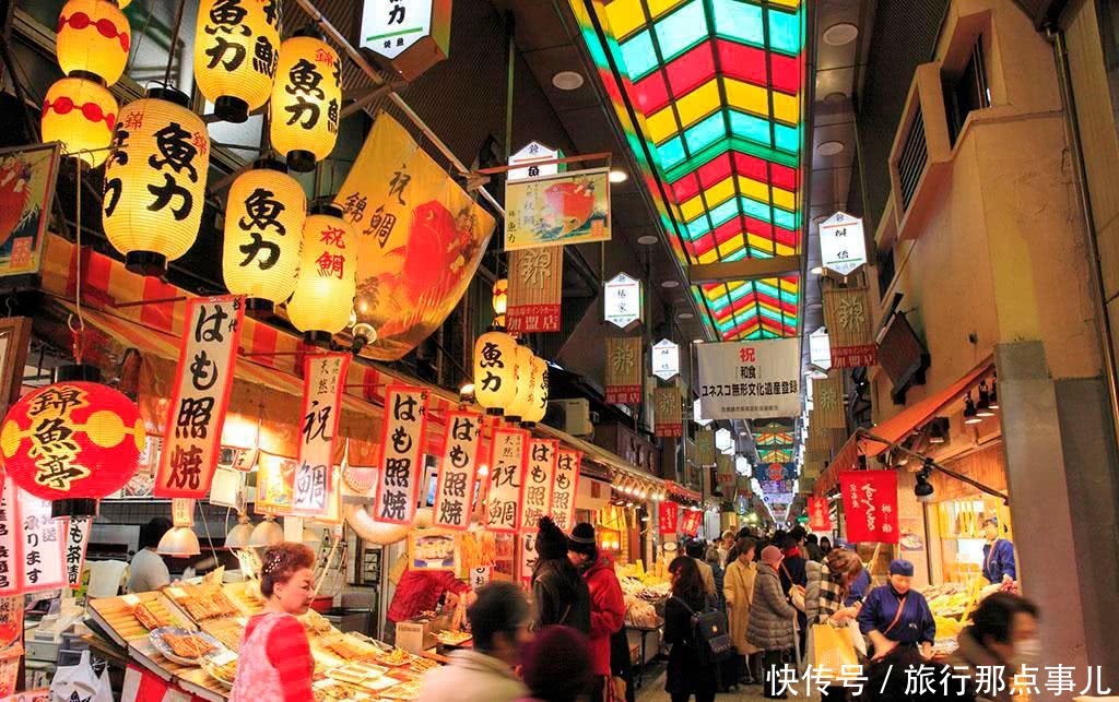 为何专挑中国游客下手？日本商家：他们总把4个字挂在嘴边！