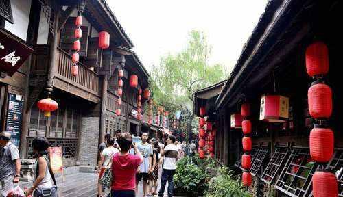 中国最幸福城市：GDP10年增长了1万亿，如今GDP比省内第二高万亿