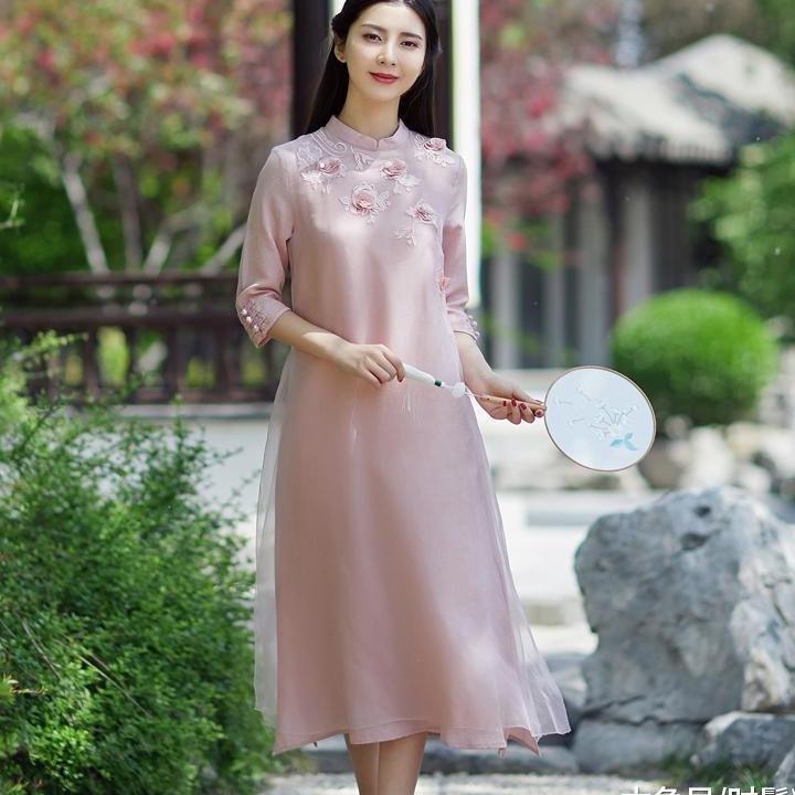 曼妙身姿美如画, 中国风连衣裙穿出倾城倾国的东方美