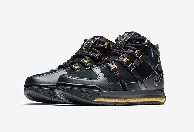 华丽黑金配色登场!Nike Zoom LeBron 3 将于年底复刻回归