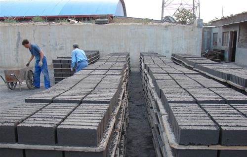 农村盖房红砖被“禁用”，这种砖“登场”却不受农民欢迎，为啥？