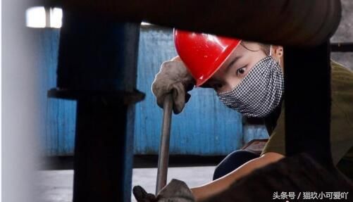 实拍:90后美女矿工的真实生活