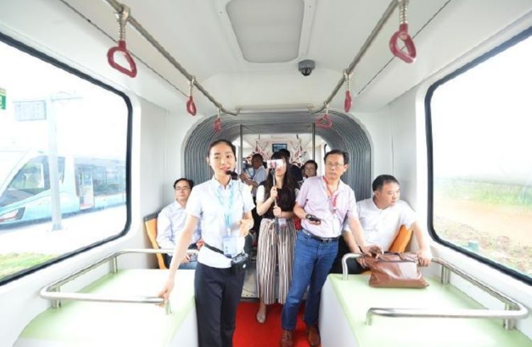  #我国#我国已经不满足于高铁了，造出不用铁轨也能跑的列车