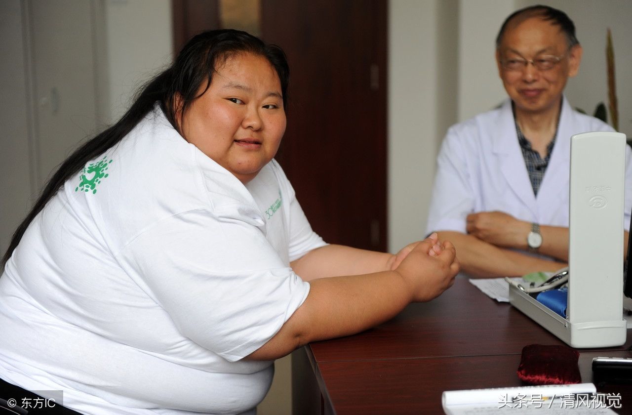 32岁姑娘体重356斤，会2门外语就业受歧视，按摩减肥欲找男友