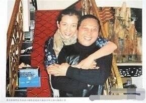 袁立深夜发文，一鸡冻，手滑，删了，这句话似乎在隐喻什么