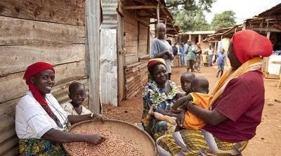  非洲■非洲岳母在中国看到女儿农村生活，才知道为什么她要在中