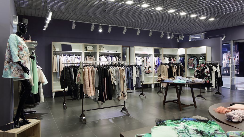  「品牌」牛仔裤之王真维斯为何损落，80后记忆中的品牌就这么消失了