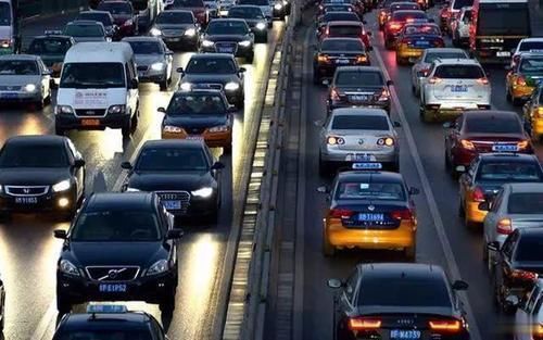  「在路上」国庆滴滴司机赚翻了？看完之后哭笑不得，司机表示无