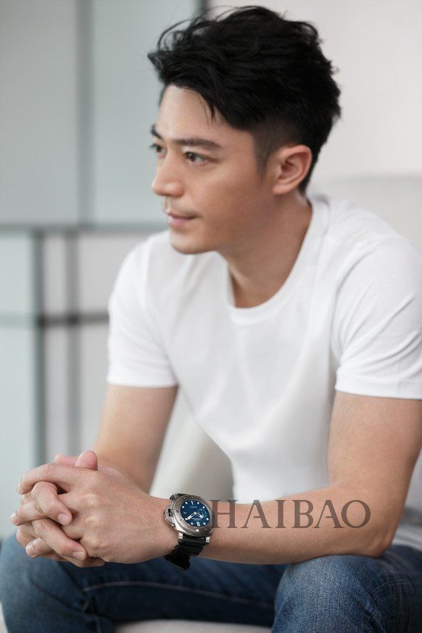 海洋世界里藏着多少精彩宝藏，霍建华又该如何解读光阴如梭的秘密