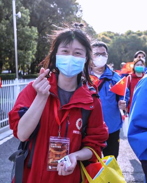 『电力职工』“白衣英雄”归来,乐享家的温暖
