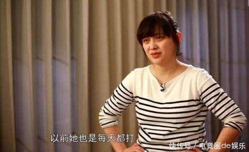 蒋勤勤与梅婷年轻时候撞衫又拼演技，如今都42岁复出同框显差距