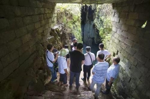 重庆火炉镇镇,听起来令人感到汗流浃背,为啥游客反而去避暑?