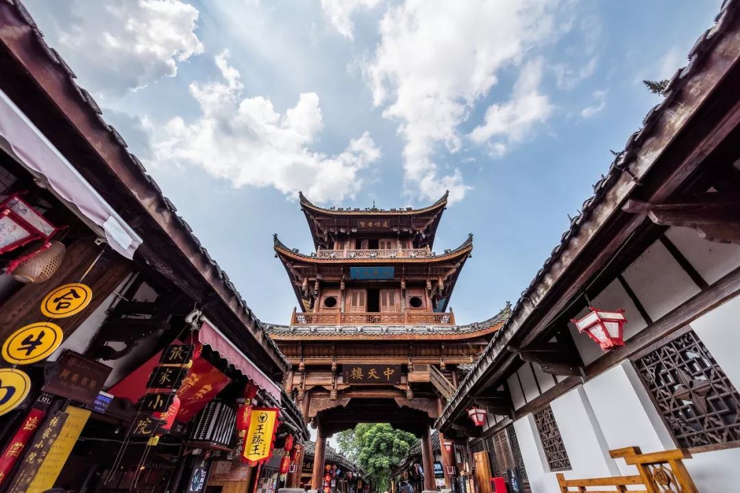 全国最值得去的31个古镇，满足你所有的古镇情节