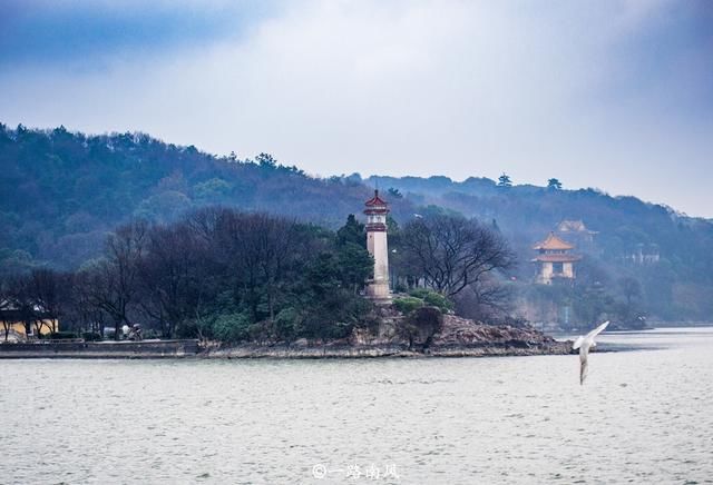 江苏排名前三的景区，景色堪比杭州西湖，名字看十遍也不会写