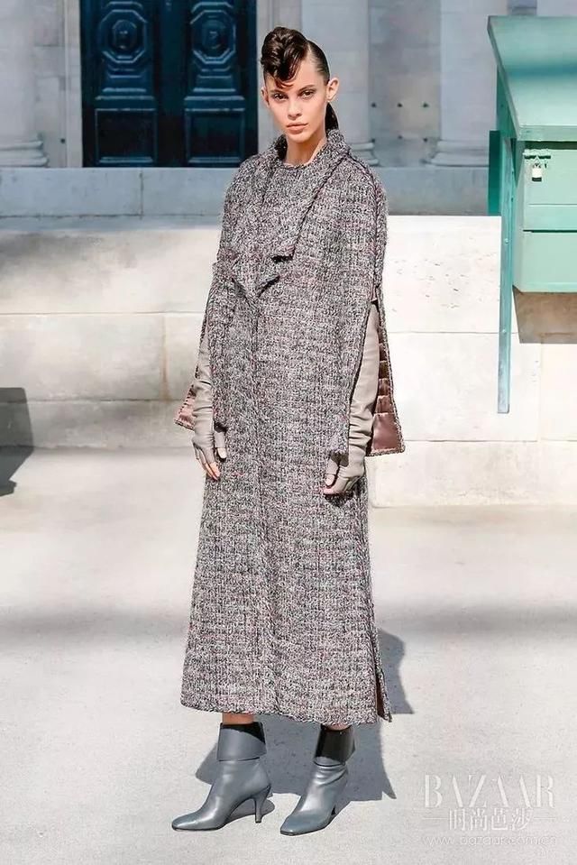 塞纳河倒映的Chanel高定，流淌的是左岸的旧时光