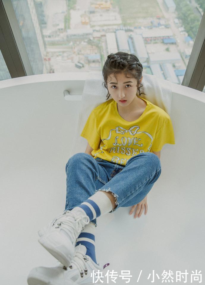 张子枫不穿短裤就对了，一条运动裤穿出超模范，气场瞬间一米八