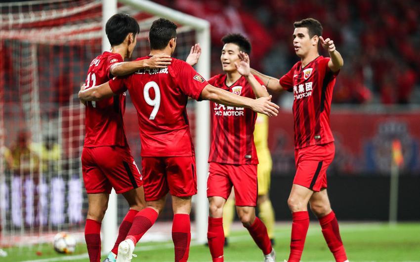 卡纳瓦罗说出广州恒大更衣室故事，还有三次机会超越上海上港