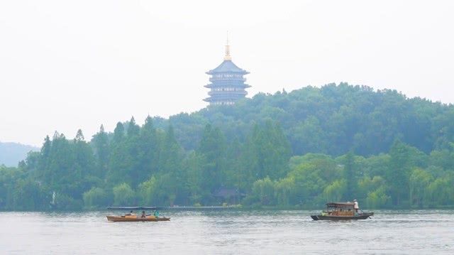 中国最“傻”的景区，17年坚持不收门票，却带来巨大的经济贡献！