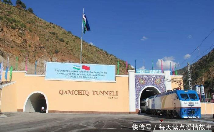  「绕道」苏联解体出一国，上千万人去首都需绕道邻国，请求我国