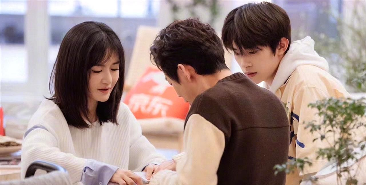  「综艺节目」国内少有正能量综艺节目《朋友请听好》，温馨又治愈，豆瓣8.6分