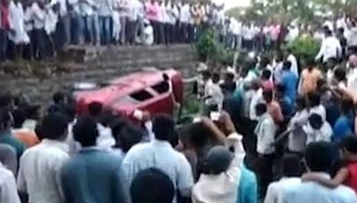 谣言害死人！印度IT工程师遭200暴徒私刑打死