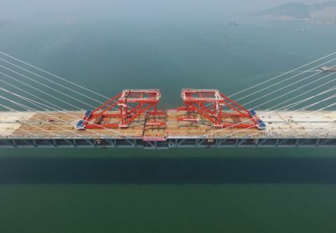 中国将266万吨水泥倒入大海，各国效仿：中国人怎么那么聪明