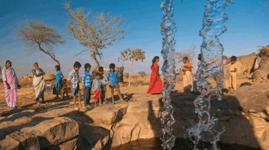 印度粮食产量仅中国一半, 养活10亿人口, 为何还能大量出口