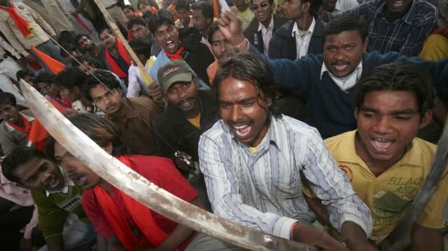 印度200多名暴徒听信谣言 将一名谷歌工程师活活打死