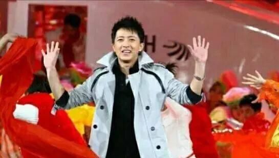 韩庚结婚伴郎伴娘