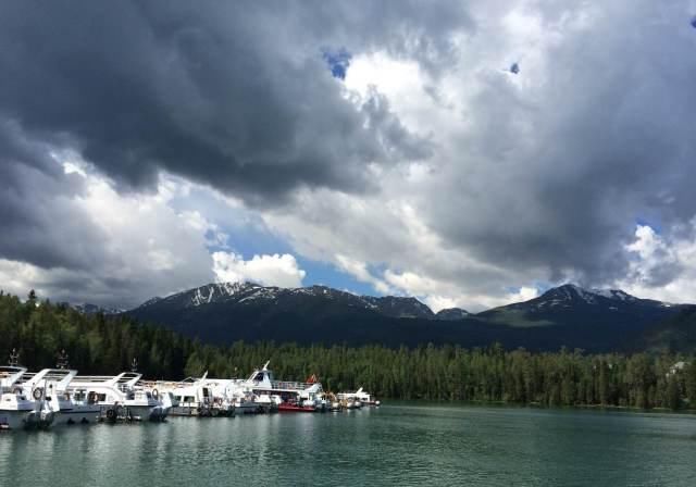 国内最美高山湖泊：湖光山色美不胜收，还被誉为“神的花园”