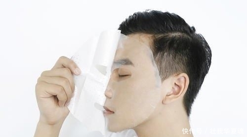  跟着■明星护肤心得 零瑕疵鸡蛋肌 羡慕的同时要跟着学起来