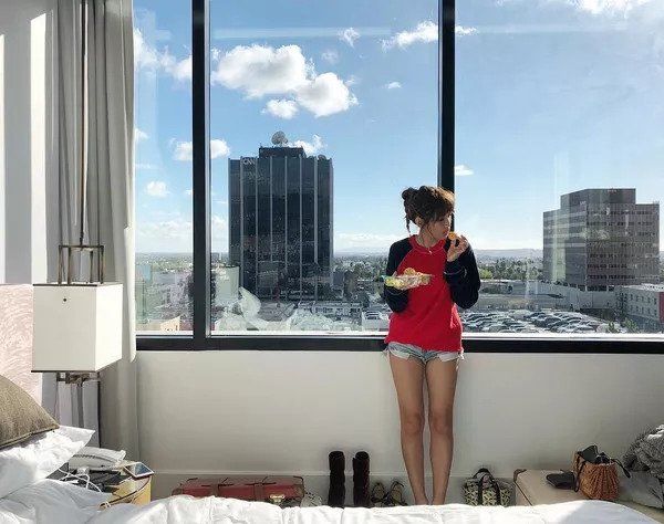 服气| 30+照样美若少女!离婚带娃的她凭啥能做"富豪杀手&quo