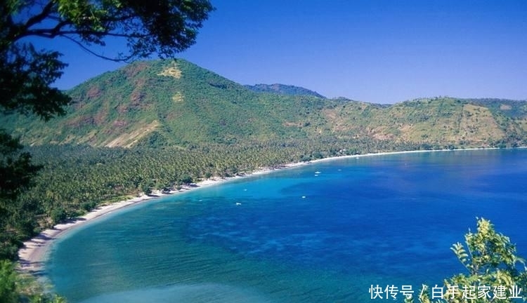 世界面积第三大岛，被三个国家共同拥有，西元414年已有华人到此