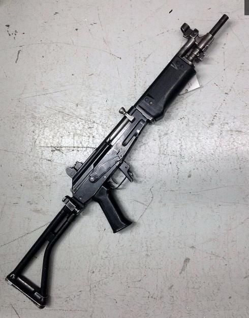 意外发现加拿大某枪械公司竟有中国冲锋枪,网