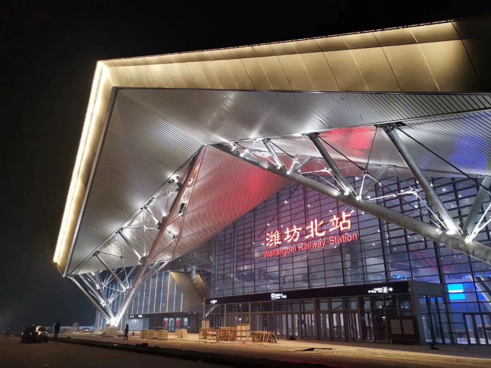 潍坊北站实施＂新图＂，经停旅客列车22对