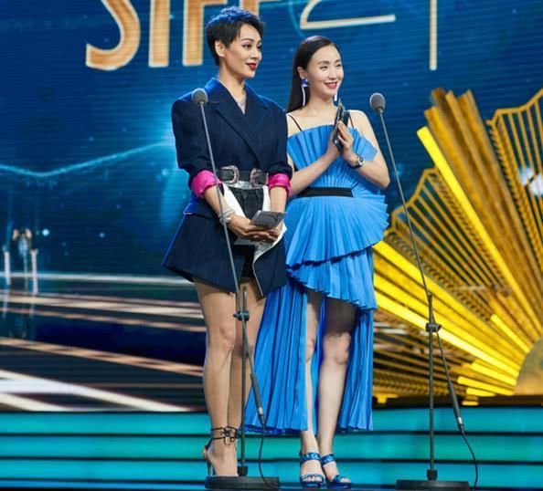 陶虹亮相活动，46岁了还有这样的魅力，徐峥的眼光不错!