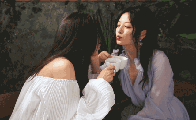 舒淇和高圆圆这是约好了一起剪的头么?