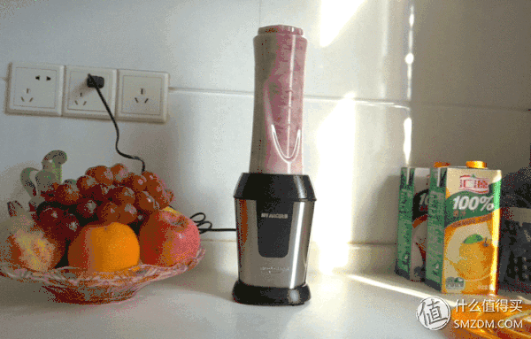 厨房电器那点事儿 篇二:百喝不厌的自制果汁:MY JUICER S 榨汁机上手体验