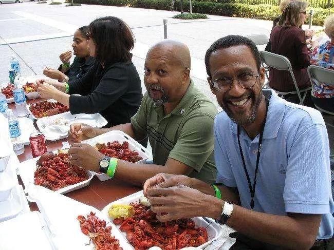 谁在朋友圈造谣!为世界杯助兴的小龙虾竟被说成哈夫病罪魁祸首