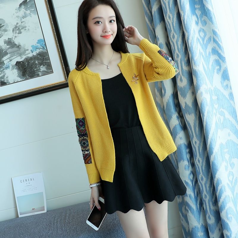 1米6以下女人，秋天别穿风衣!试试这一种薄外套，时髦又显腿长