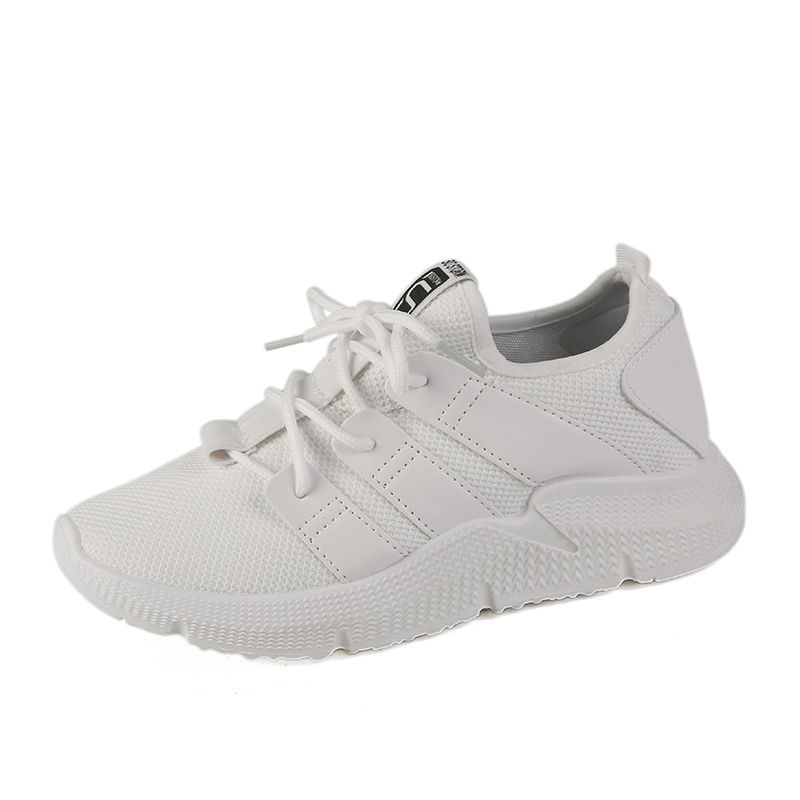 姐姐你穿的鞋落伍了!夏季最流行的小白鞋，有魅力超年轻