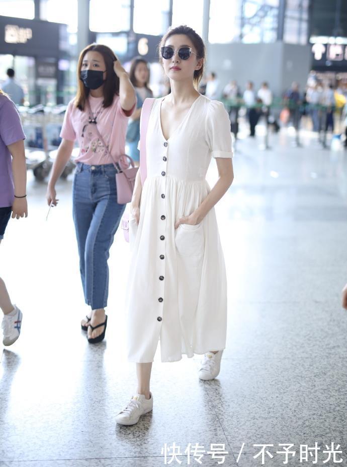 当江疏影和热巴同穿白色连衣裙, 网友: 骨感美与丰满美的差距