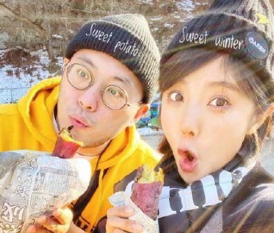  赵奕欢@女神官宣恋情了，男友曾是徐佳莹前任，网友纷纷送祝福