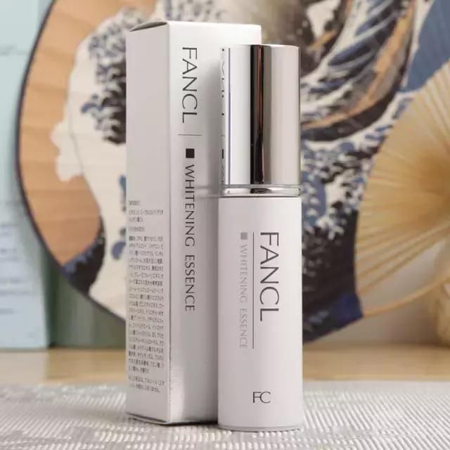 祛斑难?给大家安利几款日系美白淡斑好物，用完真的白一个色号!