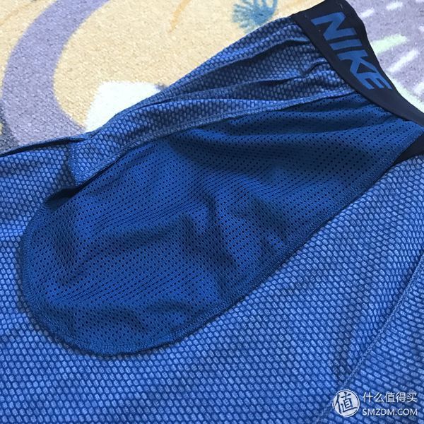 我的跑步装备 篇三十六:NIKE 耐克 训练速干透气短裤