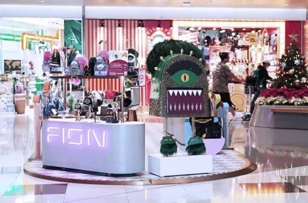  概况：不拘一格！Gucci、Burberry、Prada、Dior、BV…2020全球快闪店巡礼