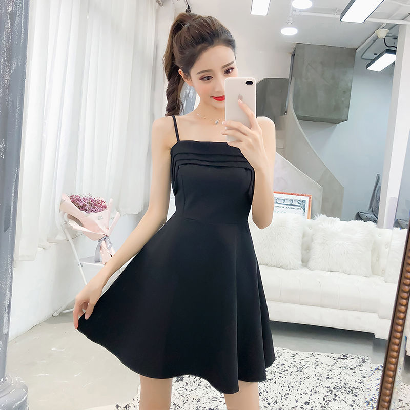 快来瞧瞧下面这些“流氓裙”，让男人挪不动腿，特洋气更显女人味