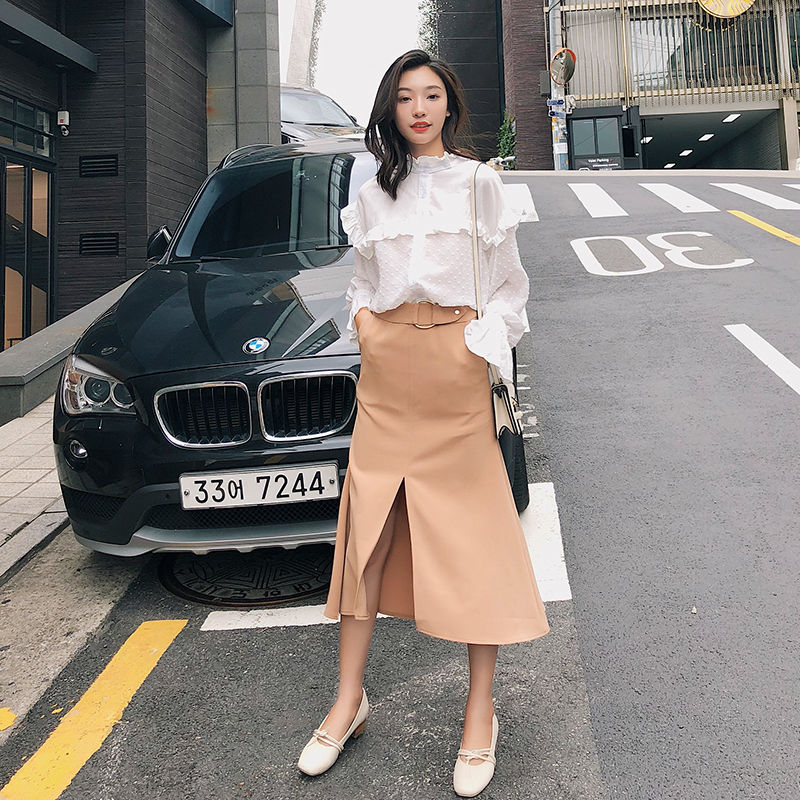 入秋开始老婆就爱上了小香风套装，比连衣裙洋气美嫩100倍