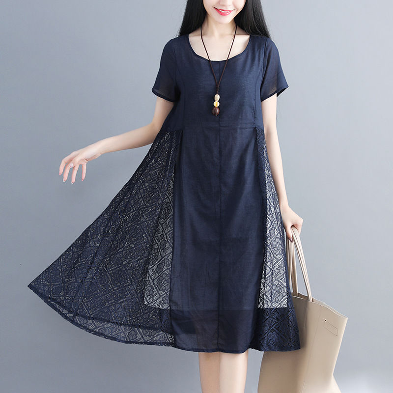 40以上女人，早秋尽量别穿不过膝短裙，这种过膝长裙，优雅显瘦