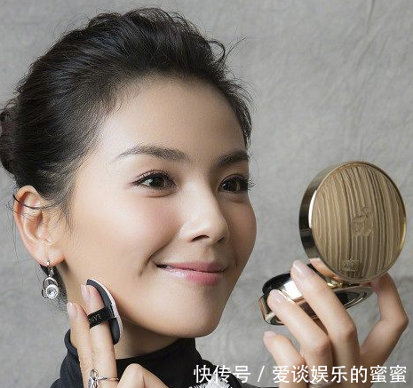 杨颖和杨幂的丸子头发型都输给了她,网友称古